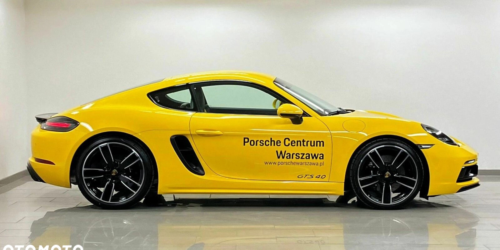 Porsche 718 Cayman cena 559000 przebieg: 2565, rok produkcji 2023 z Poniec małe 781